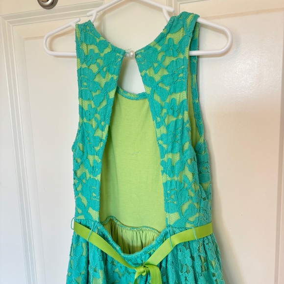 Love U Lots Girls size 10 twirly dress, gorgeous - Picture 6 of 8